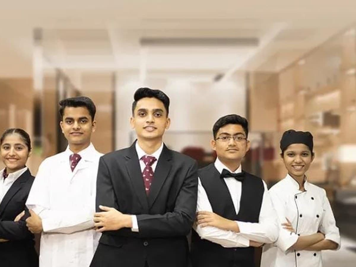 হোটেল ম্যানেজমেন্ট